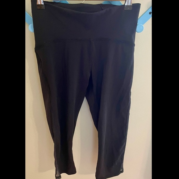 lululemon athletica Pants - Lululemon crops